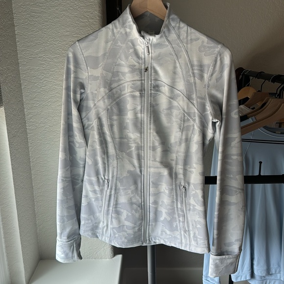 Lululemon size 10 Define Jacket Lux *Jacquard luxtreme - Picture 6 of 14